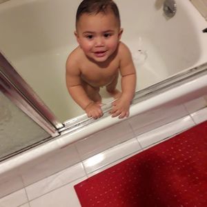 Meet your Posher, Henrique